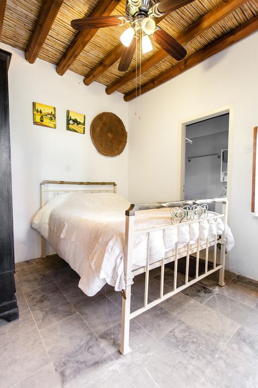 Spiti Calliope Kathikas Luaran gambar